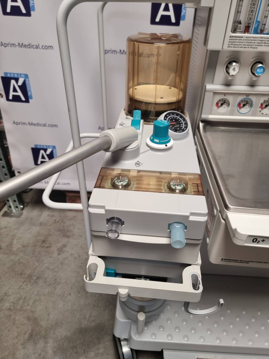 Used GE Datex Aestiva /5 7900 MRI Anesthesia machine available in Villefranche sur Saône